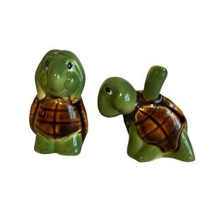 Turtle Salt & Pepper Shaker Set Ceramic Yoga Green Multi
